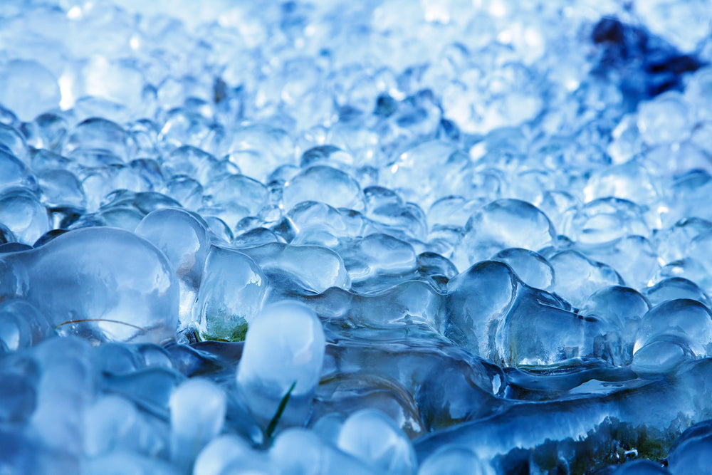 An image of an ice.